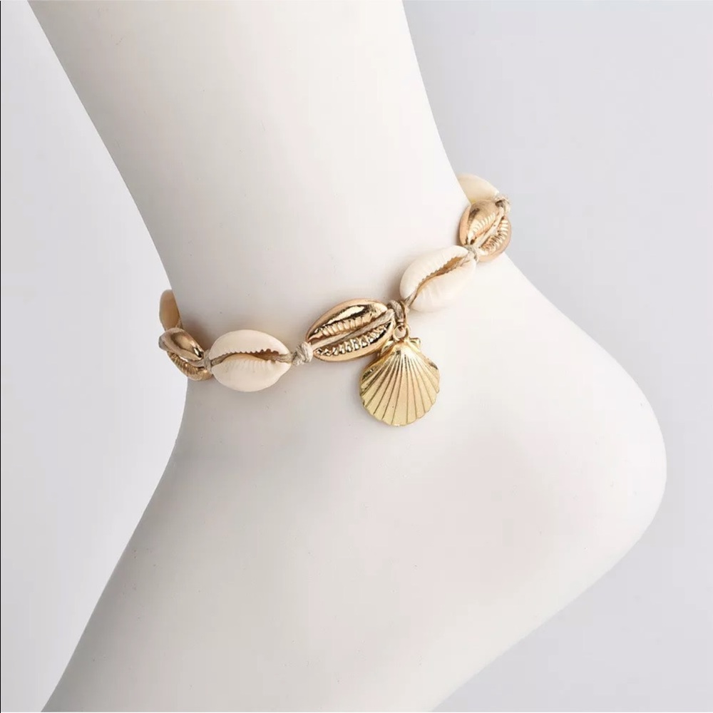 Sea Shell Anklet - Picture 2 of 3